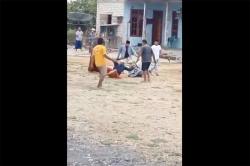 Ngeri! Viral Aksi Carok di Madura Tewaskan 1 Orang, Gegara Pilkada?