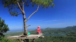 10 Tempat Wisata di Kulon Progo, Destinasi Seru untuk Liburan Keluarga<