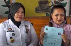 Bebas usai Ditahan 2 Tahun, Selebgram Lina Mukherjee Ngaku sempat Stres<