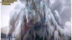 Penampakan Erupsi Gunung Dempo di Sumsel, Warga Diminta Tak Dekati Kawah<
