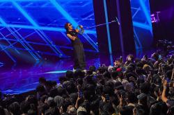 Band Radja Buka Indonesia Music Awards 2024 dengan Lagu Cinderella 