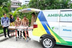 Dukung Nasabah Berbagi melalui Wakaf Bersama untuk Pengadaan Ambulans 