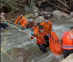 Anjing Pelacak Tusco Temukan 2 Korban Banjir Bandang di Sibolangit Deliserdang<