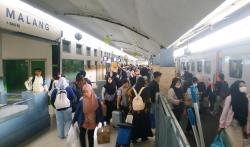 10 Kereta Api Paling Banyak Dipesan Penumpang darı Surabaya dan Malang pada Libur Nataru