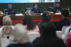 Menkeu Sri Mulyani Laporkan APBN per November 2024 Defisit Rp401,8 triliun
