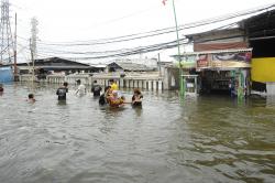 Waspada! BPBD Prediksi Banjir Rob 22–28 Oktober di Wilayah Ini
