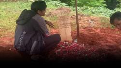 Terpisah dengan Suami, Jasad Ibu dan Anak yang Tewas di Tangsel Dimakamkan Satu Liang Lahat 