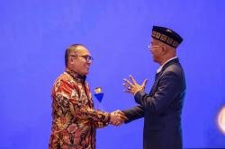 Penghargaan Keterbukaan Informasi Publik 10 Besar BUMN Informatif