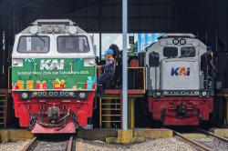 Perawatan Gerbong Kereta Api Jelang Libur Nataru 2025