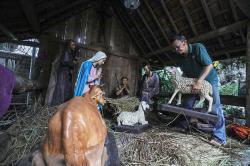 Gereja Katedral Jakarta Bersolek Menyambut Hari Raya Natal 2024