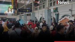 Ribuan Penumpang Serbu Stasiun Pasar Senen, Habiskan Libur di Kampung Halaman