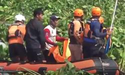 Hilang 4 Hari, Balita Terseret Banjir Ditemukan Tewas di Sungai Wiyung Surabaya<