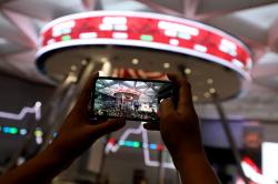 IHSG Hari Ini Ditutup Terkoreksi ke 8.040, CLAY-ZINC Pimpin Top Losers