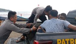 Bripka Anditya Gugur saat Selamatkan Wisatawan Tenggelam di Pantai Pangandaran<