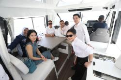 Momen Wamen Ni Luh hingga Raffi Ahmad Naik Kapal Salaya Yacht