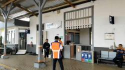 Jalur KA di Grobogan Ditutup Imbas Banjir Luapan Sungai Tuntang, KAI Minta Maaf<