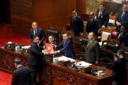 Rapat Paripurna Setujui RUU Minerba Jadi Usul Inisiatif DPR