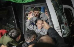 Beredar Video Pasukan Israel Siksa Tahanan Palestina Sebelum Dibebaskan