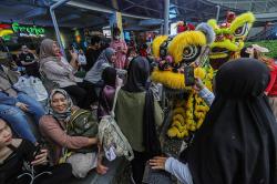 Atraksi Barongsai Hibur Pengunjung Taman Literasi Blok M