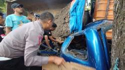 Kecelakaan Truk Batu Terguling Timpa Mobil di Sukabumi, 4 Orang Tewas<