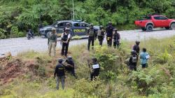 Satgas Ops Damai Cartenz Gelar Rekonstruksi Brigpol Iqbal Gugur Ditembak OPM di Yalimo<