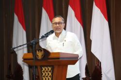Zulhas Dorong Pelabuhan di RI Adopsi Teknologi Modern untuk Tekan Biaya Logistik