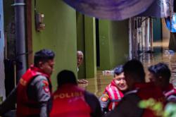 Potret Permukiman Warga Kebon Pala Masih Terendam Banjir Setinggi 2 Meter