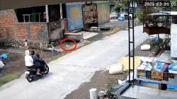 Viral Balita 3 Tahun Jatuh ke Selokan Air di Demak, Ditemukan Tewas<