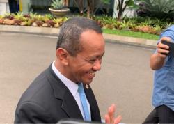 Bahlil Respons Hasil Putusan Doktoral UI: Apa pun, Saya akan Ikut