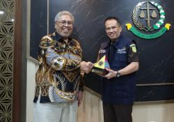 Kajati DKI Jakarta Patris Yusrian Jaya Dikukuhkan jadi Relawan Pajak