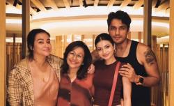 Sedih Lihat Putrinya Pamer Foto Bersama Keluarga Cornelio Sunny, Ibu Ratu Sofya: Dicampakkan Hanya demi Lelaki