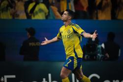 Cristiano Ronaldo Tantang Sandy Walsh! Postingan Latihannya Banjir 1,3 Juta Like
