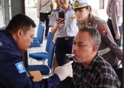Jelang Arus Mudik Lebaran, Puluhan Sopir di Terminal Bus Arjosari Malang Dites Kesehatan<