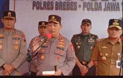 Tinjau Kesiapan Arus Mudik di Brebes, Kapolri Cek Program Valet and Ride<