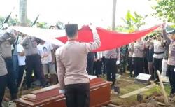 Keluarga Polisi yang Tewas Ditembak Oknum TNI di Way Kanan Tuntut Pelaku Dihukum Berat<