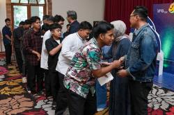 Berbagi Kebahagiaan Ramadan dengan Anak Panti Asuhan