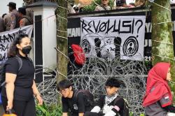 Daftar Nama Pendemo Hilang, Ditangkap hingga Luka saat Unjuk Rasa Tolak UU TNI di Sukabumi<
