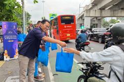 Pererat Kebersamaan dengan Berbagi Takjil Ramadan