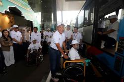 BSI Berangkatkan 3 Bus Khusus Penyandang Disabilitas Mudik ke Kampung Halaman