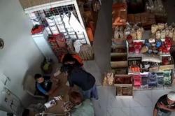 Viral 2 Preman Kampung di Majalengka Mabuk Minta THR hingga Rusak Toko<