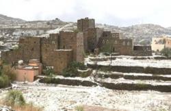 Masya Allah! Penampakan Padang Tandus Saudi Diselimuti Es meski Musim Dingin Telah Lewat