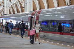 250.000 Tiket Kereta Cepat Whoosh Ludes Terjual pada Libur Lebaran, Ini Rute Favoritnya