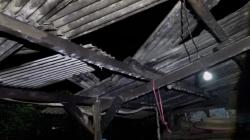 2 Rumah Warga di Majalengka Rusak Tersambar Petir dan Angin Kencang