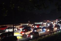 Contraflow Diterapkan di KM 55-47 Tol Japek, Urai Macet Arus Balik Lebaran