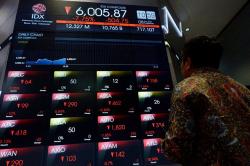 IHSG Ditutup Melemah ke Level 8.092, Saham UNVR-ASII Terjun Bebas
