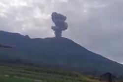 Viral Gunung Gede Erupsi, Kementerian ESDM: Hoaks!