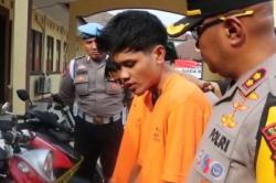 Dendam dengan Polisi, Maling di Serang Curi Motor Bhabinkamtibmas Berujung Ditembak<