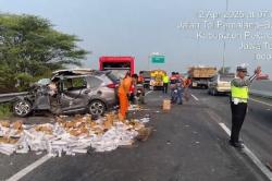 Identitas Korban Tewas Kecelakaan Bus dengan Mobil BRV di Tol Pekalongan, Warga Bogor<