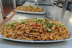 Melihat Menu Andalan Presiden Prabowo di Mesir: Mi Goreng Nyemek