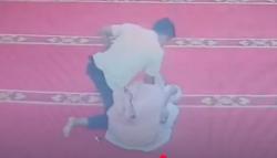 Pria Pakai Mukena Salat di Saf Wanita Masjid Mataram Ternyata Mahasiswa, Ini Motifnya<